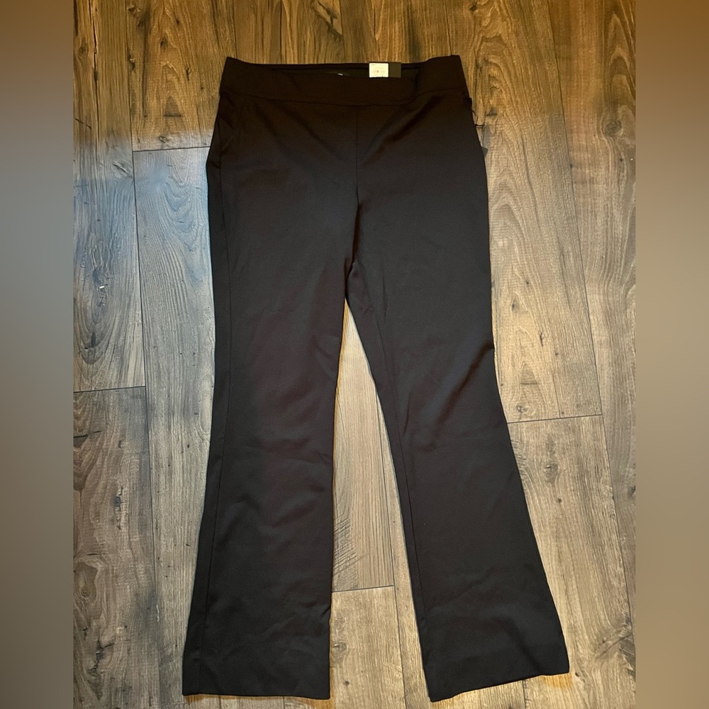 NWT Simply Vera Wang Bootcut Midrise Pants